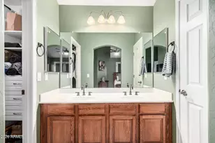 542 N Santiago Trail, Casa Grande, AZ 85194 - Photo 18