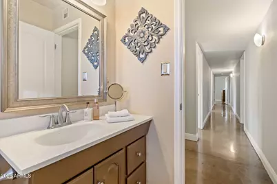 4901 N 82nd Street, Scottsdale, AZ 85251 - Photo 18