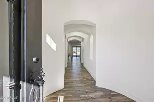 9628 E Inglewood Cir, Mesa, AZ 85207 - Photo 8