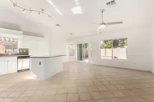 18356 N 111th Dr, Surprise, AZ 85378 - Photo 10