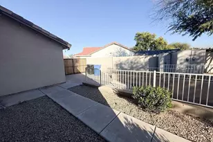 2821 E Morgan Ct, Gilbert, AZ 85295 - Photo 8