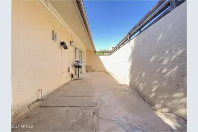 1336 E Maryland Avenue #8, Phoenix, AZ 85014 - Photo 32