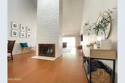 1336 E Maryland Avenue #8, Phoenix, AZ 85014 - Photo 2