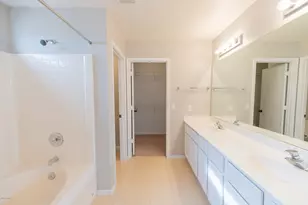 18033 N Skyhawk Dr, Surprise, AZ 85374 - Photo 10