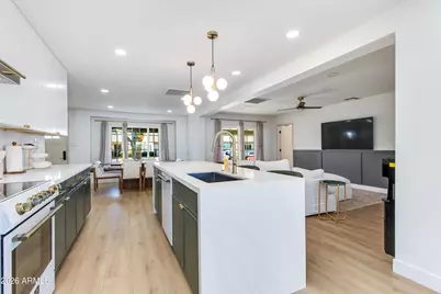 8650 E Roanoke Avenue, Scottsdale, AZ 85257 - Photo 12