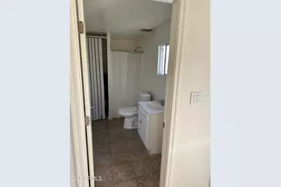 9838 N 14th Street #3, Phoenix, AZ 85020 - Photo 2