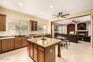 2252 S McClelland Pl, Chandler, AZ 85286 - Photo 2