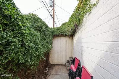 3108 N 21st Place, Phoenix, AZ 85016 - Photo 42