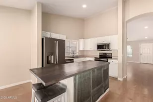 11126 W Mystic Sadie Dr, Surprise, AZ 85378 - Photo 10