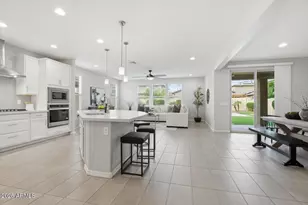 14330 W Voltaire St, Surprise, AZ 85379 - Photo 10