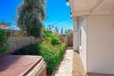 522 E Wesleyan Drive, Tempe, AZ 85282 - Photo 18