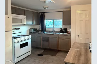 20877 E Deer Valley Lane, Mayer, AZ 86333 - Photo 2