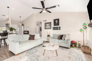 613 W Sherri Dr, Gilbert, AZ 85233 - Photo 6