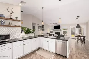 613 W Sherri Dr, Gilbert, AZ 85233 - Photo 10