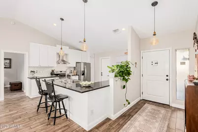 613 W Sherri Drive, Gilbert, AZ 85233 - Photo 8