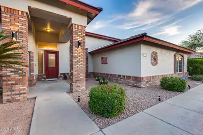 4637 W Misty Willow Lane, Glendale, AZ 85310 - Photo 10