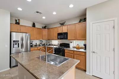 16048 W Papago Street, Goodyear, AZ 85338 - Photo 12