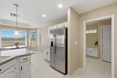 11451 E Navarro Avenue, Mesa, AZ 85209 - Photo 12