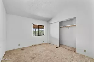 7985 W Caballero Cir, Arizona City, AZ 85123 - Photo 12