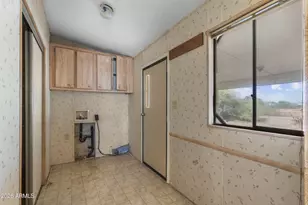 7985 W Caballero Cir, Arizona City, AZ 85123 - Photo 16