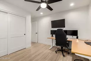 1232 E Broadmor Dr, Tempe, AZ 85282 - Photo 28