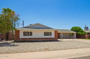 3913 W Krall St, Phoenix, AZ 85019 - Photo 1