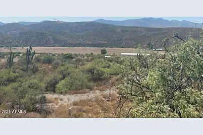 33255 S Old Black Canyon Highway, Black Canyon City, AZ 85324 - Photo 4