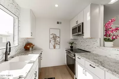 4610 N 68th Street #454, Scottsdale, AZ 85251 - Photo 8