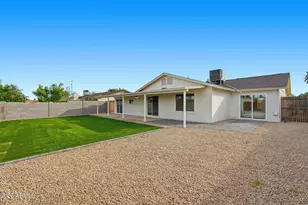 816 W Julie Dr, Tempe, AZ 85283 - Photo 32