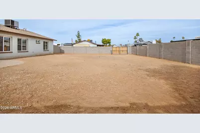 15055 N 21st Place, Phoenix, AZ 85022 - Photo 32