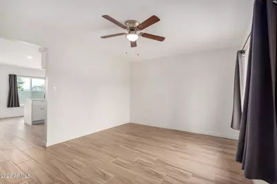 15055 N 21st Place, Phoenix, AZ 85022 - Photo 12