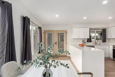 15055 N 21st Place, Phoenix, AZ 85022 - Photo 10