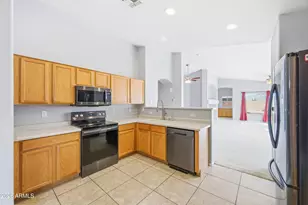 12675 S 175th Ave, Goodyear, AZ 85338 - Photo 4