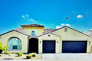 817 W Ardmore Rd, Phoenix, AZ 85041 - Photo 1