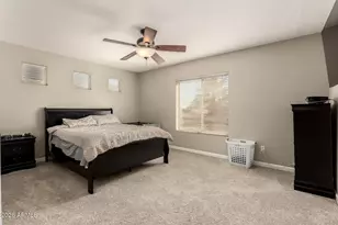 885 E Lakeview Dr, San Tan Valley, AZ 85143 - Photo 16