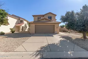 885 E Lakeview Dr, San Tan Valley, AZ 85143 - Photo 2