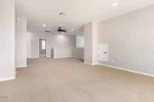 31604 N 19th Ave, Phoenix, AZ 85085 - Photo 24