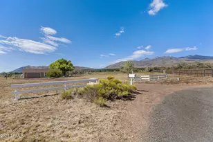 6040 E Robles Rd, Flagstaff, AZ 86004 - Photo 12