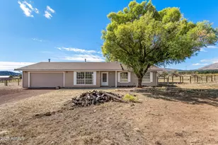 6040 E Robles Rd, Flagstaff, AZ 86004 - Photo 1