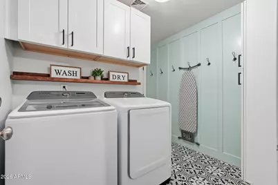 8550 E Lakeview Avenue, Mesa, AZ 85209 - Photo 16