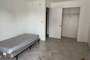 6645 S 5th Ave, Phoenix, AZ 85041 - Photo 8