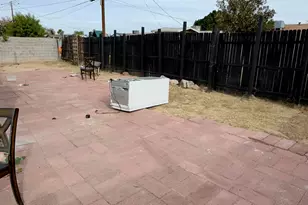 6645 S 5th Ave, Phoenix, AZ 85041 - Photo 20