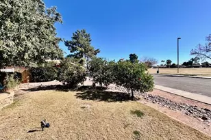 5272 W Aire Libre Ave, Glendale, AZ 85306 - Photo 6