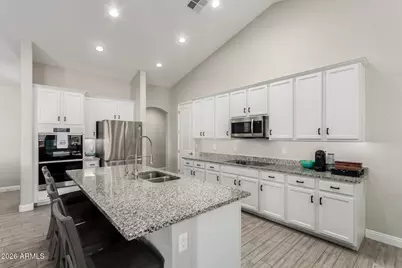 228 W Weld Street, San Tan Valley, AZ 85143 - Photo 8