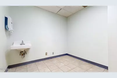 515 W Buckeyes Road #306, Phoenix, AZ 85003 - Photo 10