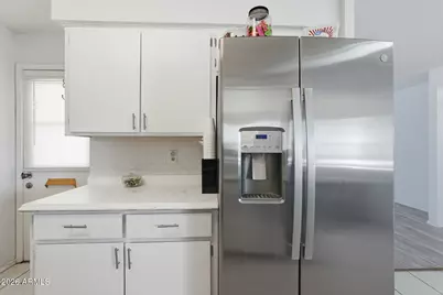 639 N 57th Place, Mesa, AZ 85205 - Photo 6