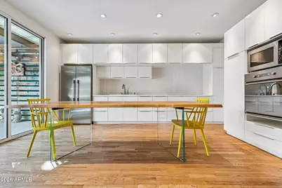 307 E Catalina Drive, Phoenix, AZ 85012 - Photo 4