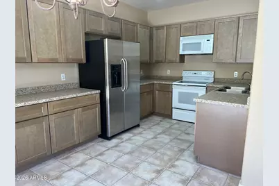 45 W Mountain Sage Drive, Phoenix, AZ 85045 - Photo 8