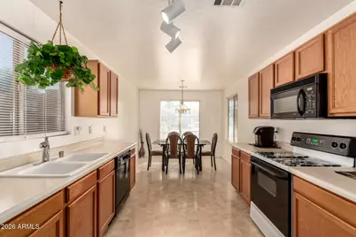 1116 W Maldonado Road, Phoenix, AZ 85041 - Photo 6