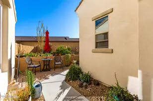 7536 W Molly Dr, Peoria, AZ 85383 - Photo 16